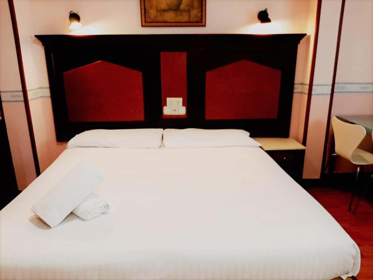 Hosteria Sara By Gaiarooms Salamanca Kültér fotó