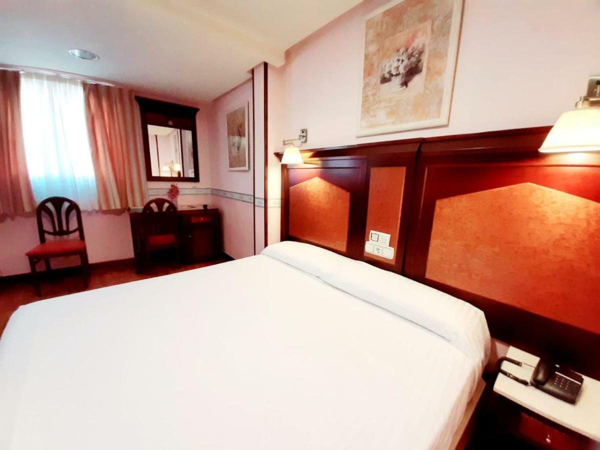 Hosteria Sara By Gaiarooms Salamanca Kültér fotó